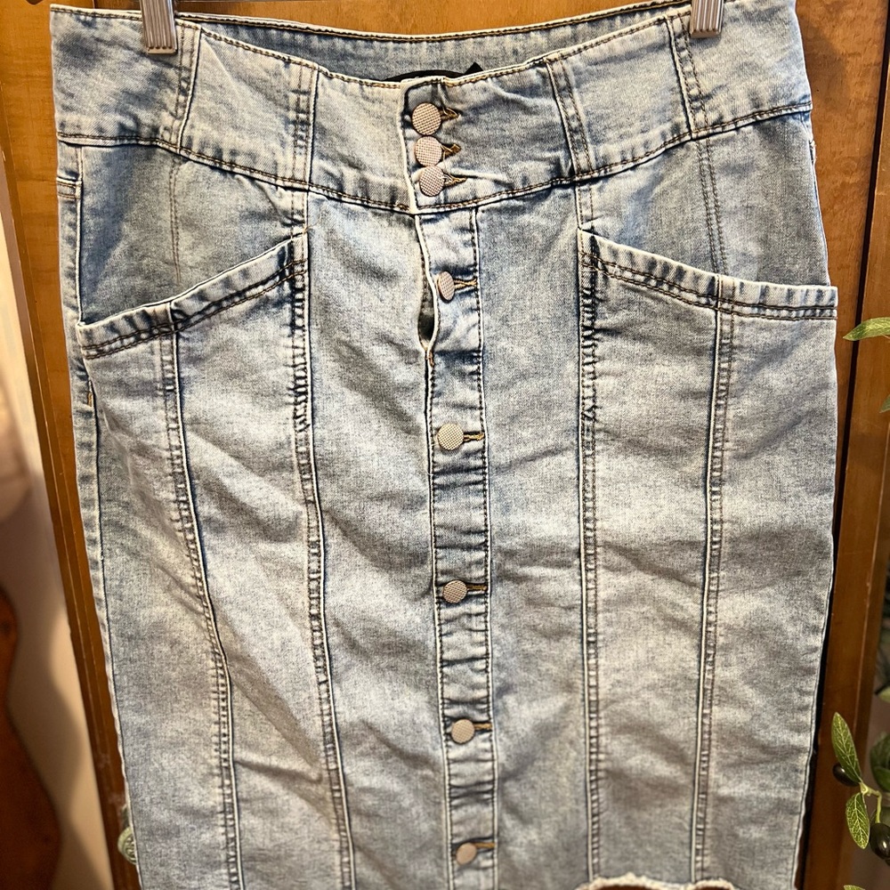 One 5 One Light Blue Denim Skirt